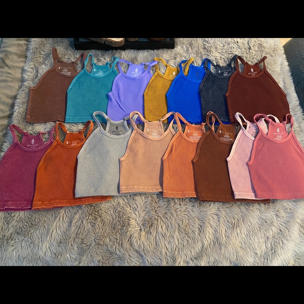 🌺Free people vintage happiness run crop
